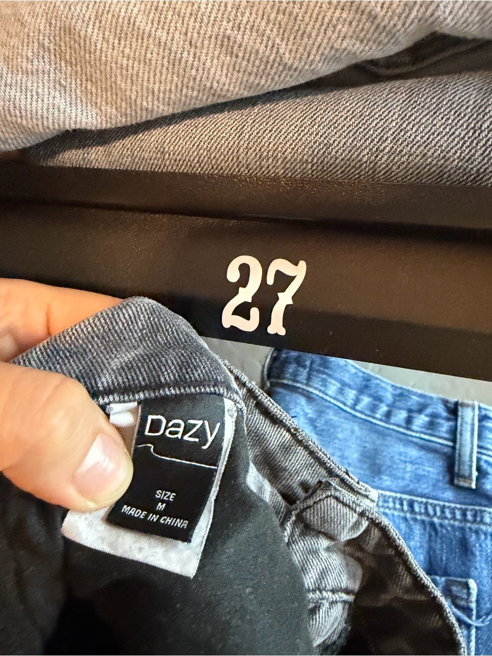 Wide-Leg Women's Jeans in Washed Gray - Picture 6 of 6